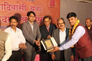 fb img 1568064043997.jpg